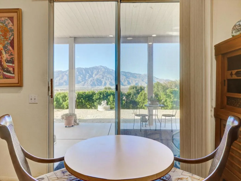 13633 Overlook Drive, Desert Hot Springs, California 92240 home-pic-31